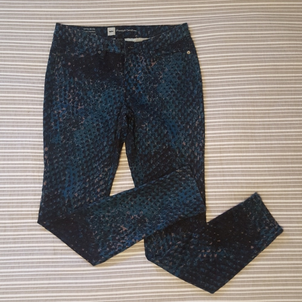 Mossimo Print Jeans Size 6
